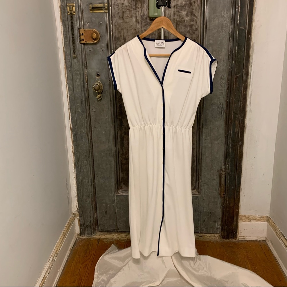 Small Medium  Vintage 70s 80s Leslie Fay Original short sleeve nautical preppy